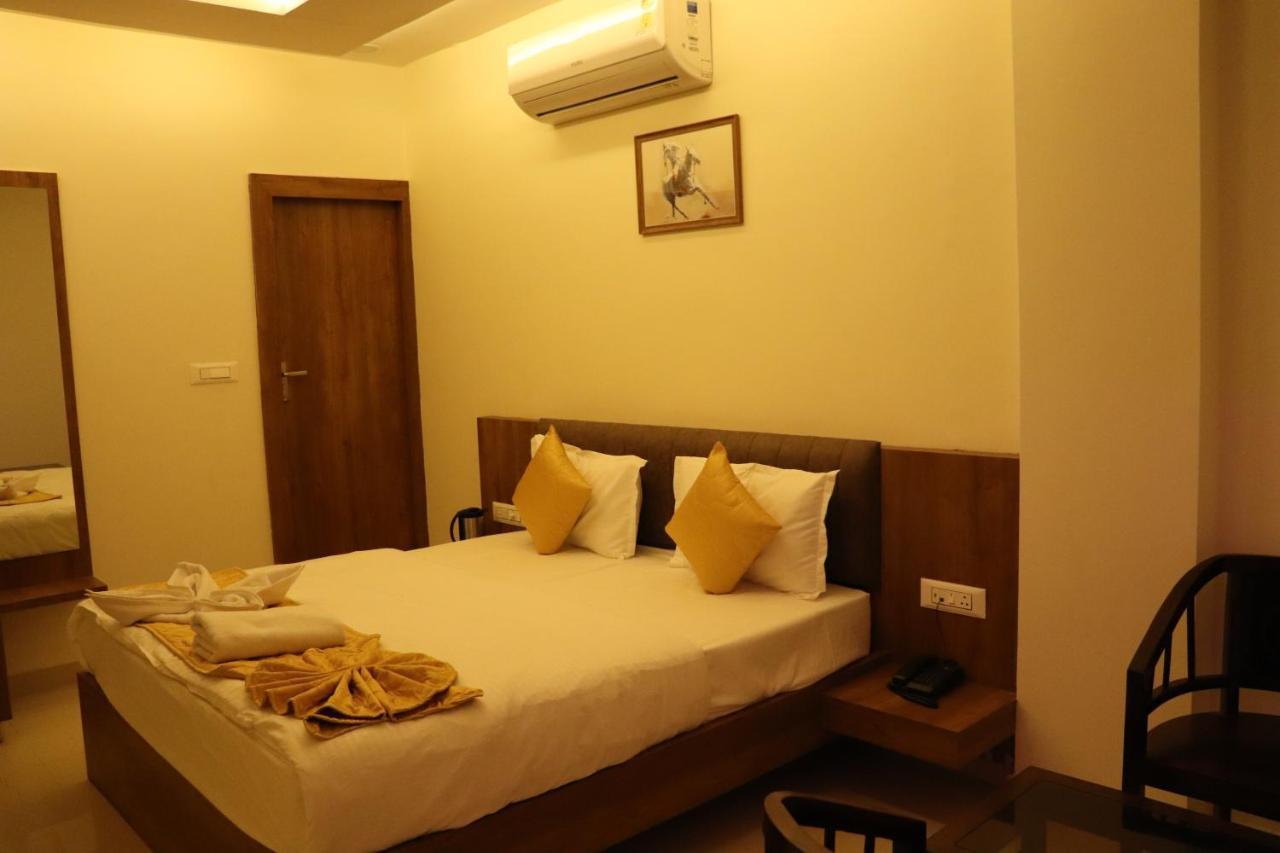 Hotel Jmb Džódhpur Exteriér fotografie